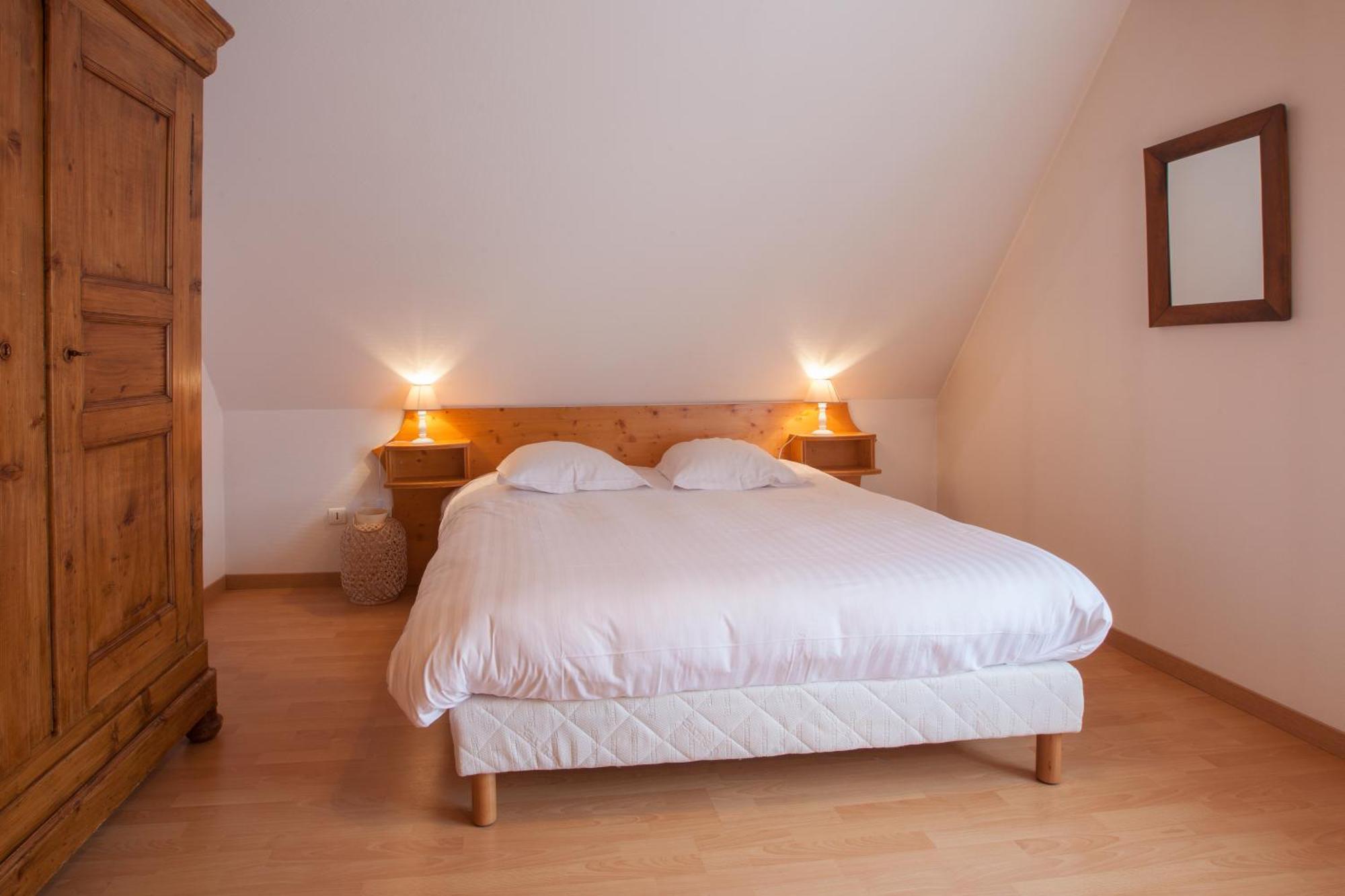 Les Gites De La Mere Michele Katzenthal Habitación foto